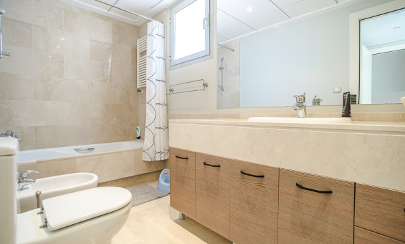 Herverkoop - 3. Halfvrijstaand huis - San Miguel de Salinas - Costa Blanca Zuid