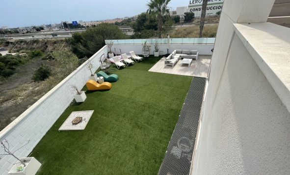 Herverkoop - 3. Halfvrijstaand huis - Cabo Roig - Costa Blanca Zuid