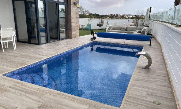 Herverkoop - 3. Halfvrijstaand huis - Cabo Roig - Costa Blanca Zuid