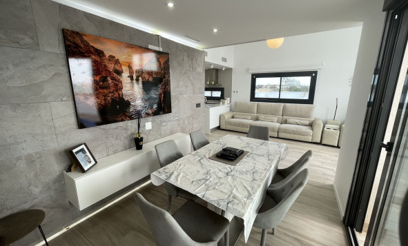 Herverkoop - 3. Halfvrijstaand huis - Cabo Roig - Costa Blanca Zuid