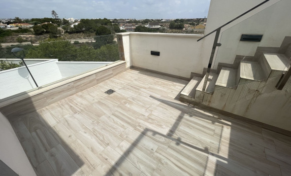 Herverkoop - 3. Halfvrijstaand huis - Cabo Roig - Costa Blanca Zuid