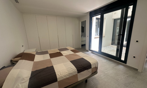 Herverkoop - 3. Halfvrijstaand huis - San Miguel de Salinas - Costa Blanca Zuid