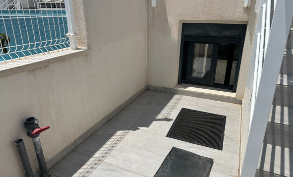 Herverkoop - 3. Halfvrijstaand huis - San Miguel de Salinas - Costa Blanca Zuid