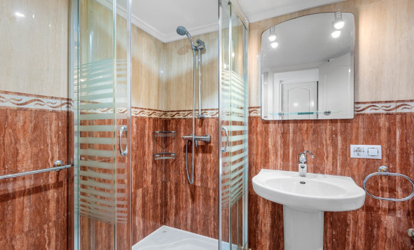 Reventa - 3. Casa pareada - Ciudad Quesada - Costa Blanca Sur