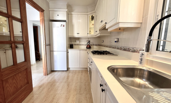 Herverkoop - 3. Halfvrijstaand huis - San Miguel de Salinas - Costa Blanca Zuid