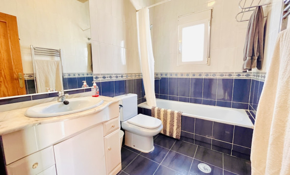 Herverkoop - 3. Halfvrijstaand huis - San Miguel de Salinas - Costa Blanca Zuid