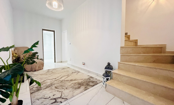 Herverkoop - 3. Halfvrijstaand huis - San Miguel de Salinas - Costa Blanca Zuid