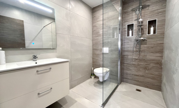 Herverkoop - 3. Halfvrijstaand huis - San Miguel de Salinas - Costa Blanca Zuid