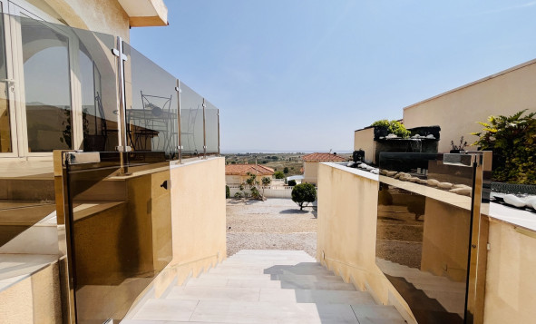 Herverkoop - 3. Halfvrijstaand huis - San Miguel de Salinas - Costa Blanca Zuid