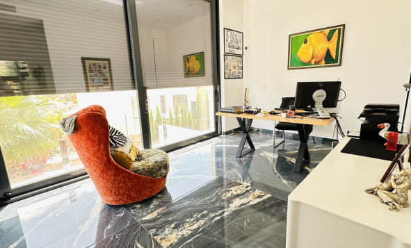 Herverkoop - 3. Halfvrijstaand huis - Las Colinas Golf and Country Club - Costa Blanca Zuid