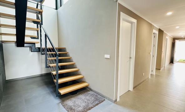 Herverkoop - 3. Halfvrijstaand huis - Las Colinas Golf and Country Club - Costa Blanca Zuid