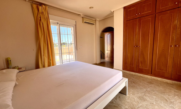 Reventa - 3. Casa pareada - La Zenia - Costa Blanca Sur