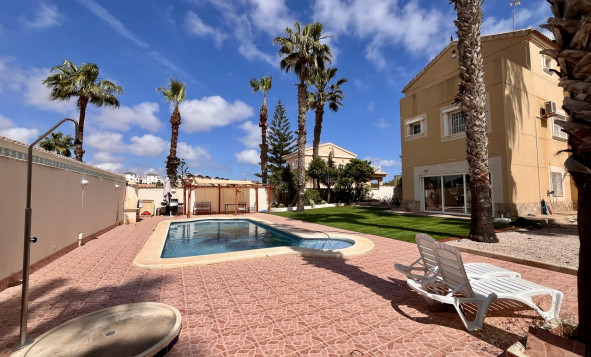 Reventa - 3. Casa pareada - La Zenia - Costa Blanca Sur