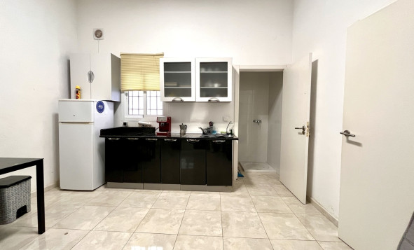 Herverkoop - Commercieel vastgoed - Playa Flamenca - Costa Blanca Zuid