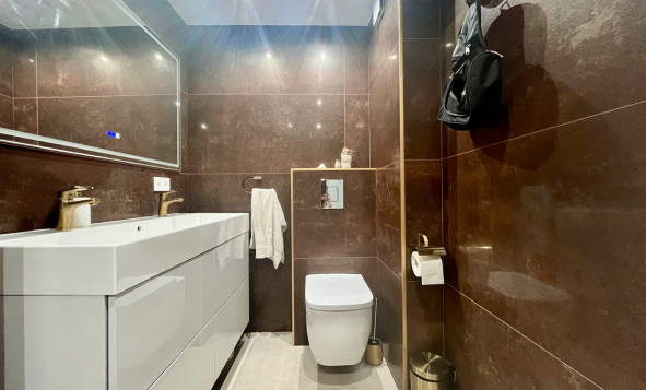 Resale - 1. Apartment / flat - Torrevieja - Costa Blanca South