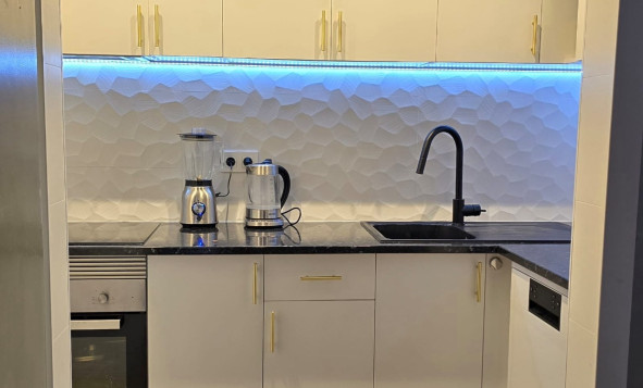 Resale - 1. Apartment / flat - Torrevieja - Costa Blanca South