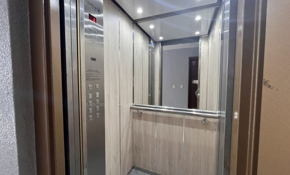 Resale - 1. Apartment / flat - Torrevieja - Costa Blanca South