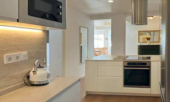 Herverkoop - 1. Appartement / flat - Torrevieja - Costa Blanca Zuid