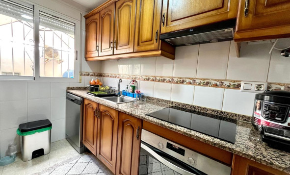 Herverkoop - 1. Appartement / flat - Torrevieja - Costa Blanca Zuid