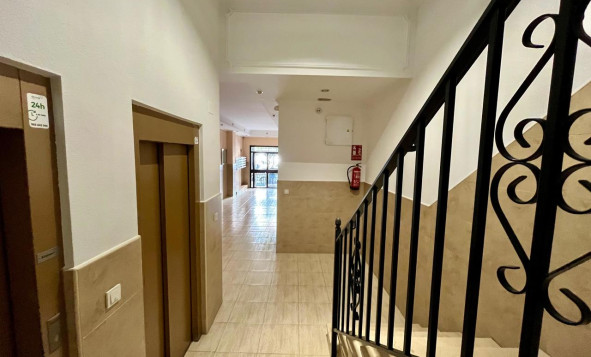 Herverkoop - 1. Appartement / flat - Torrevieja - Costa Blanca Zuid