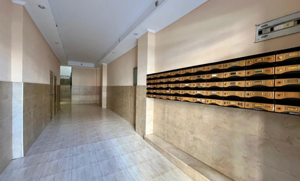 Herverkoop - 1. Appartement / flat - Torrevieja - Costa Blanca Zuid