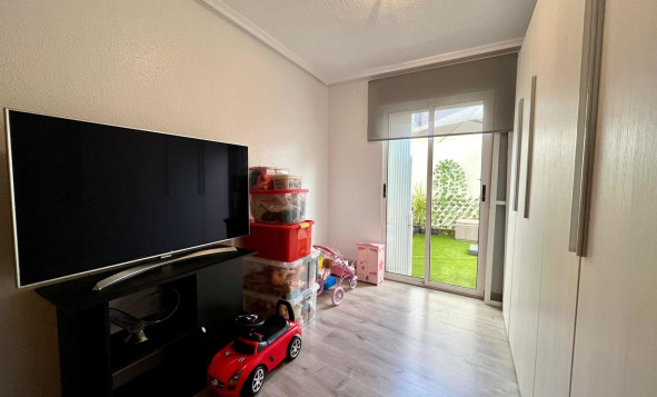 Herverkoop - 1. Appartement / flat - Torrevieja - Costa Blanca Zuid