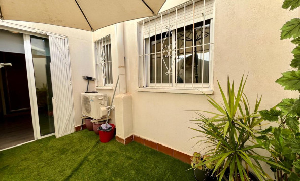 Herverkoop - 1. Appartement / flat - Torrevieja - Costa Blanca Zuid