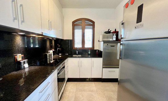 Reventa - 3. Casa pareada - Villamartin - Costa Blanca Sur