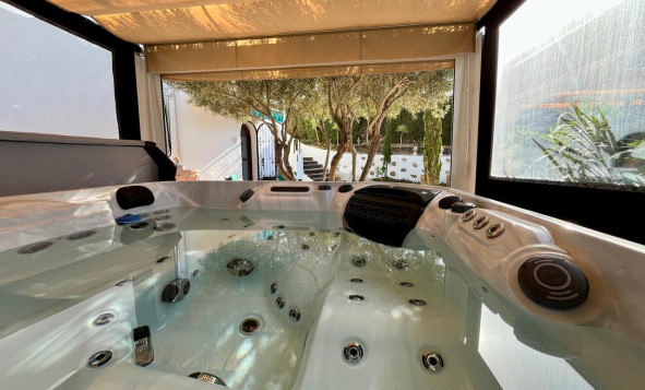 Reventa - 3. Casa pareada - Villamartin - Costa Blanca Sur