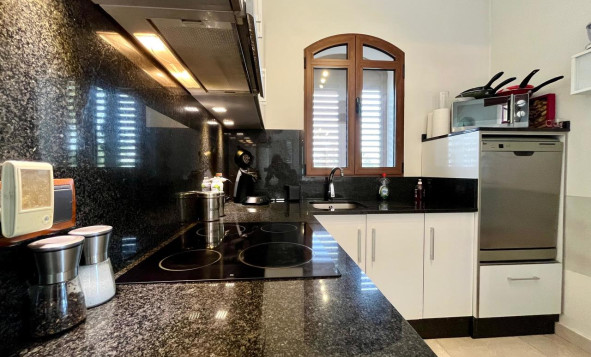 Reventa - 3. Casa pareada - Villamartin - Costa Blanca Sur