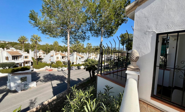 Reventa - 3. Casa pareada - Villamartin - Costa Blanca Sur