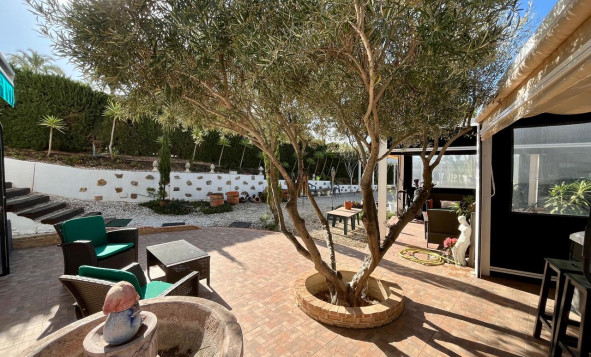 Reventa - 3. Casa pareada - Villamartin - Costa Blanca Sur