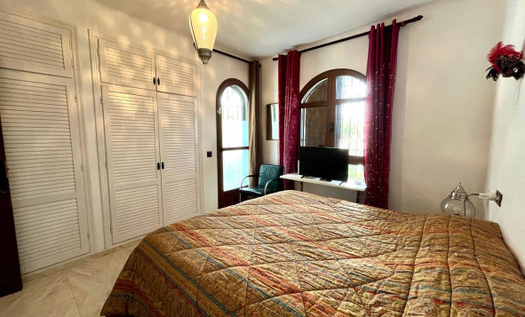 Reventa - 3. Casa pareada - Villamartin - Costa Blanca Sur