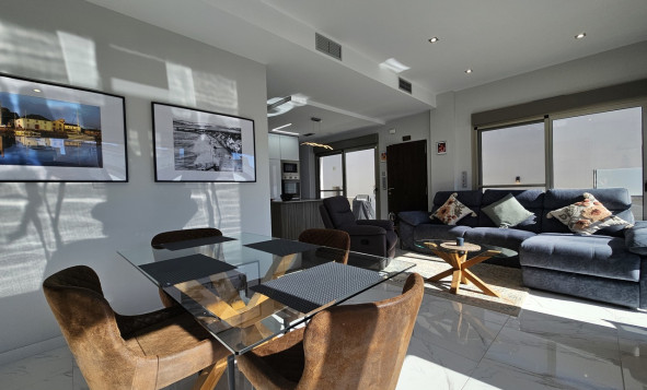 Herverkoop - 3. Halfvrijstaand huis - Villamartin - Costa Blanca Zuid