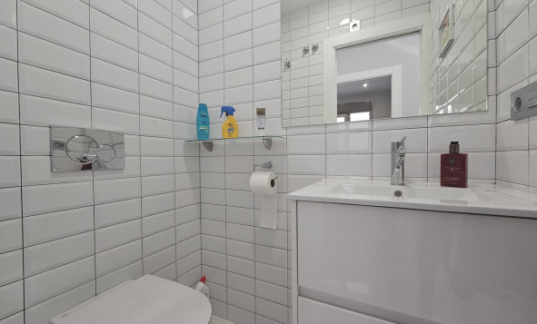 Herverkoop - 3. Halfvrijstaand huis - Villamartin - Costa Blanca Zuid