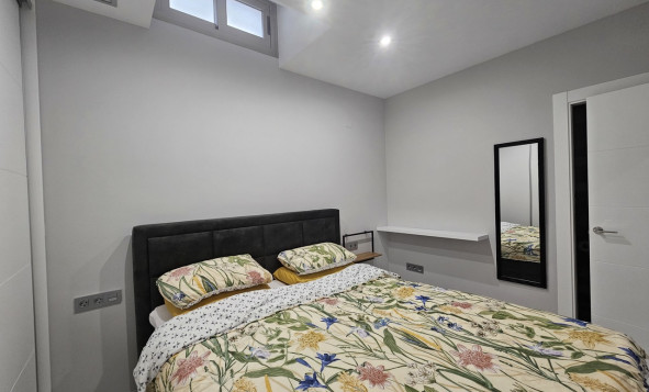 Herverkoop - 3. Halfvrijstaand huis - Villamartin - Costa Blanca Zuid