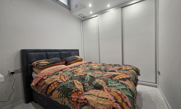 Herverkoop - 3. Halfvrijstaand huis - Villamartin - Costa Blanca Zuid