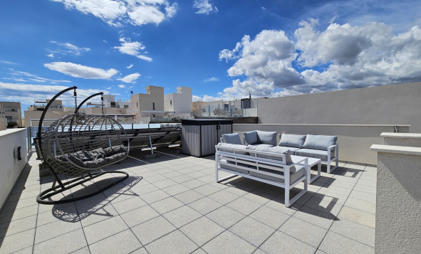 Herverkoop - 3. Halfvrijstaand huis - Villamartin - Costa Blanca Zuid