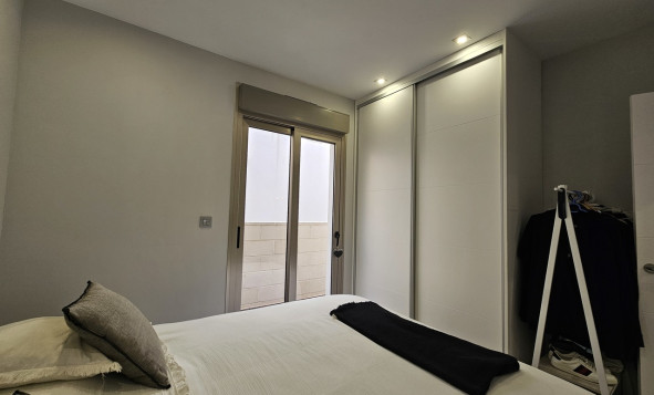 Herverkoop - 3. Halfvrijstaand huis - Villamartin - Costa Blanca Zuid