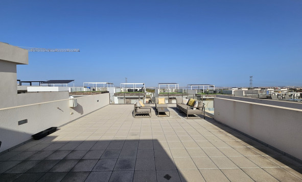 Herverkoop - 3. Halfvrijstaand huis - Villamartin - Costa Blanca Zuid