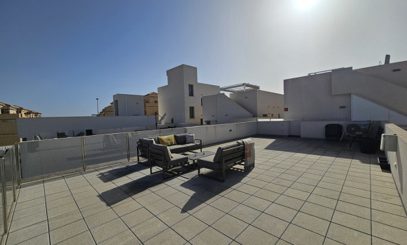 Herverkoop - 3. Halfvrijstaand huis - Villamartin - Costa Blanca Zuid