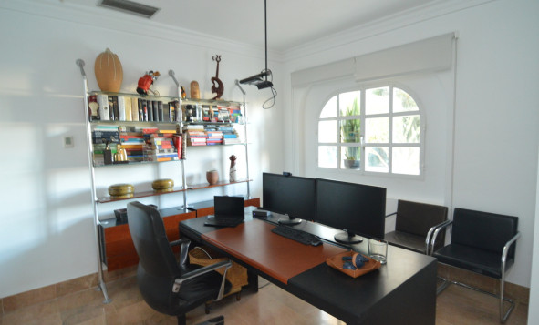 Herverkoop - 3. Halfvrijstaand huis - Torrevieja - Costa Blanca Zuid