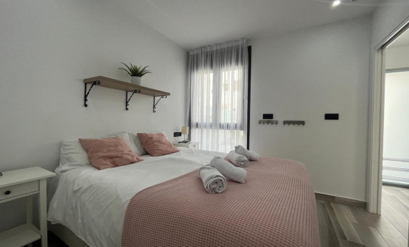 Herverkoop - 3. Halfvrijstaand huis - Los Altos - Costa Blanca Zuid