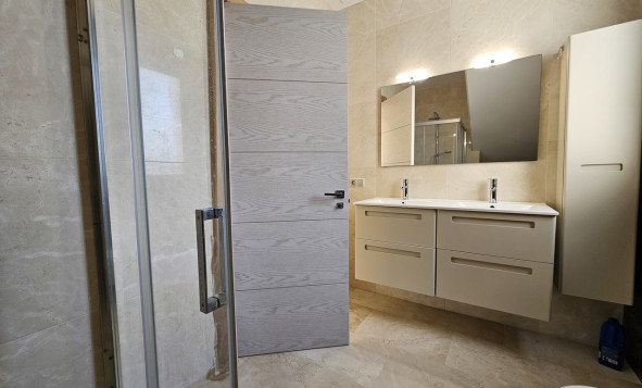 Resale - 3. Semi-detached house - La Zenia - Costa Blanca South