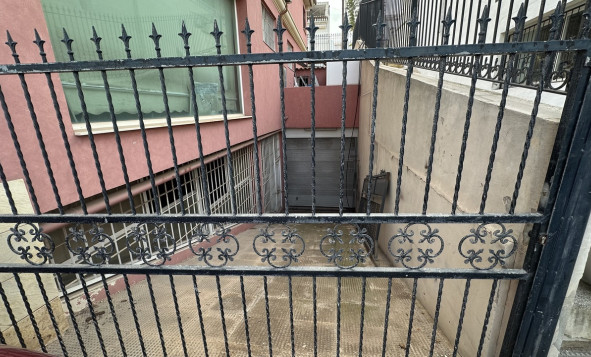 Resale - Commercial property - San Miguel de Salinas - Costa Blanca South