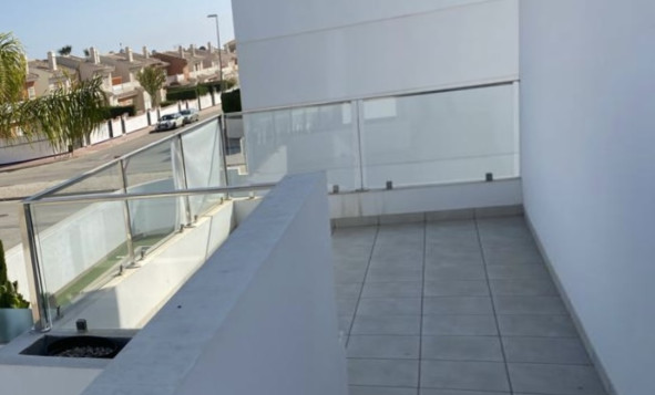 Herverkoop - 3. Halfvrijstaand huis - Ciudad Quesada - Costa Blanca Zuid