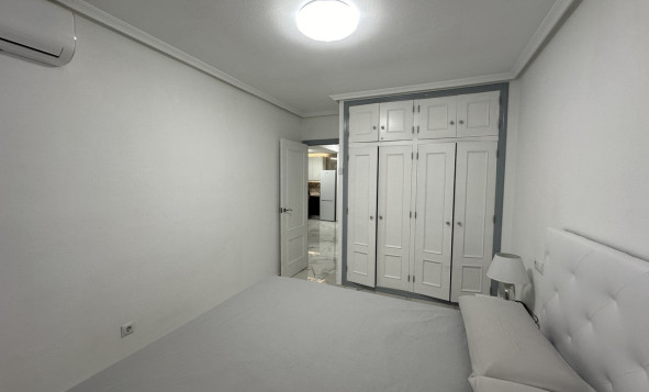 Herverkoop - 1. Appartement / flat - Torrevieja - Costa Blanca Zuid