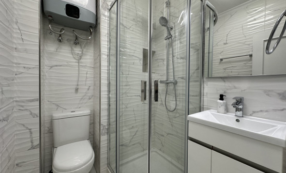 Herverkoop - 1. Appartement / flat - Torrevieja - Costa Blanca Zuid