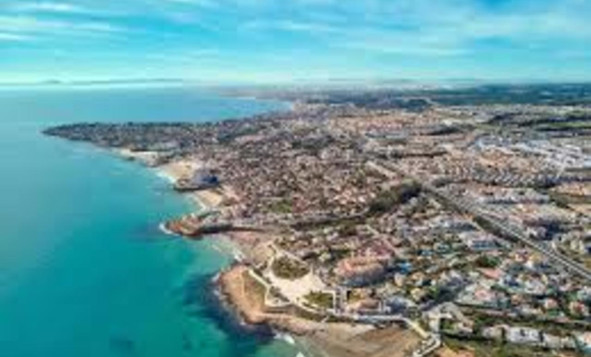 Reventa - 3. Casa pareada - Las Colinas Golf and Country Club - Costa Blanca Sur