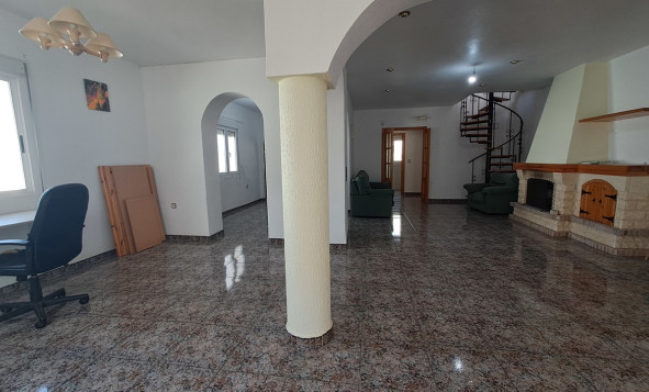 Herverkoop - 3. Halfvrijstaand huis - Villamartin - Costa Blanca Zuid